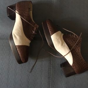 Giorgio Armani 37 1/2 Oxford shoes